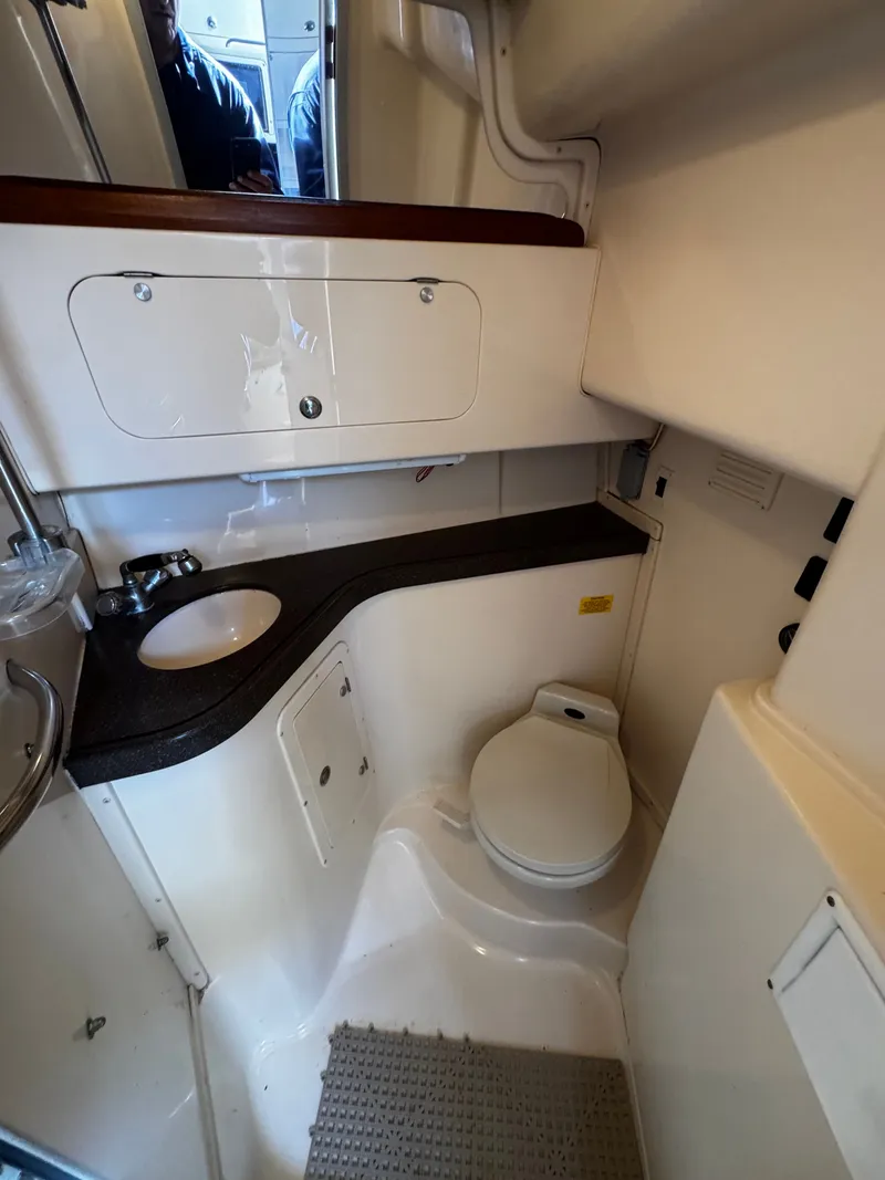 Slide: The Image of Grady-White Express 330 2002 - 14