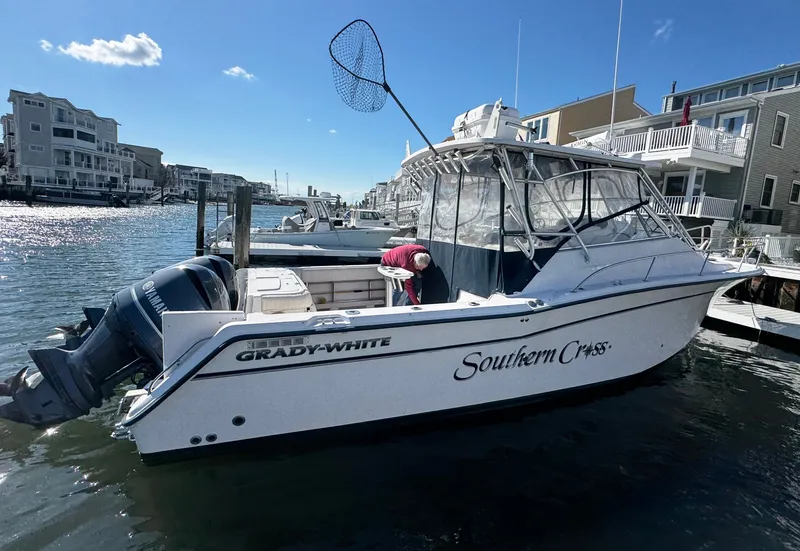 Slide: The Image of Grady-White Express 330 2002 - 2