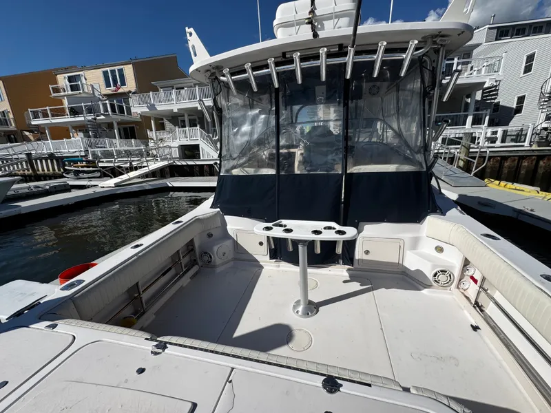 Slide: The Image of Grady-White Express 330 2002 - 5