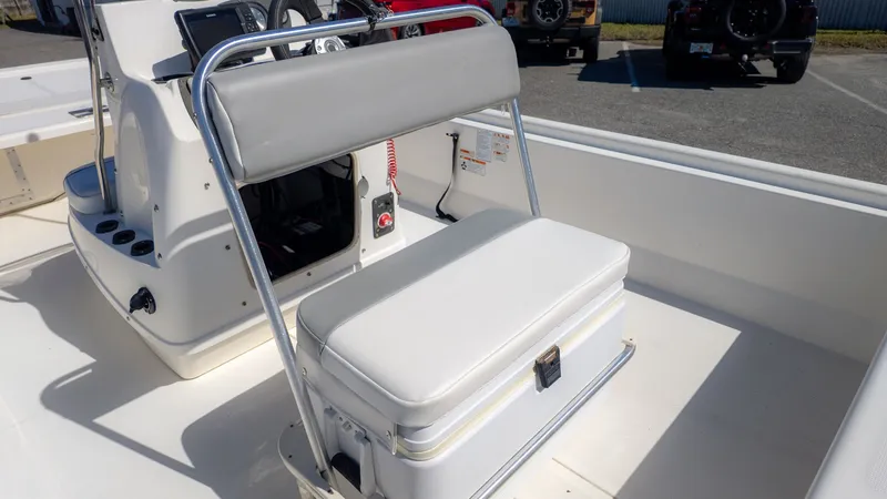 Slide: The Image of Mako Pro Skiff 19 CC 2021 - 13