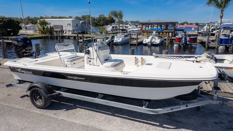 Slide: The Image of Mako Pro Skiff 19 CC 2021 - 2