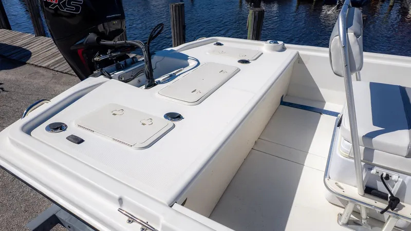 Slide: The Image of Mako Pro Skiff 19 CC 2021 - 5