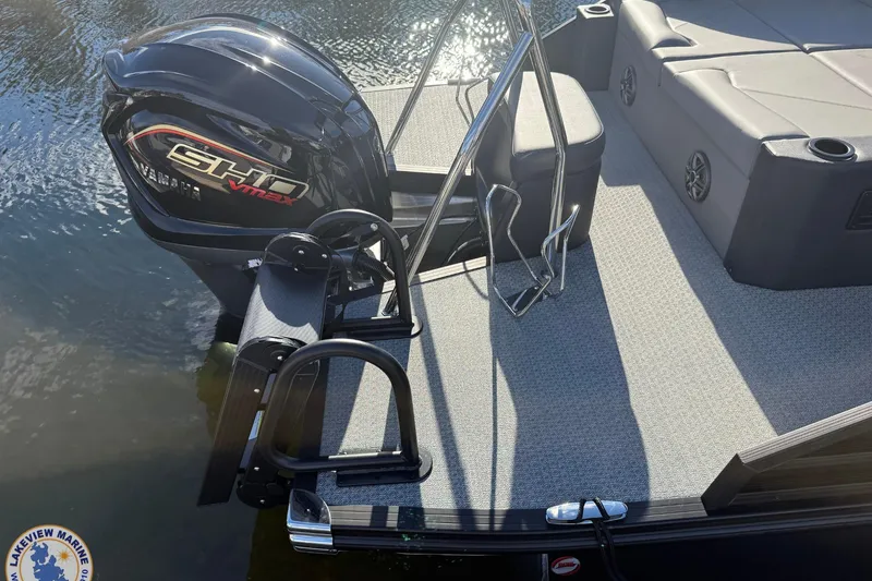 Slide: The Image of 2026 Evotti 523CS boat with Yamaha SHO VMAX engine, rear deck view. - 3