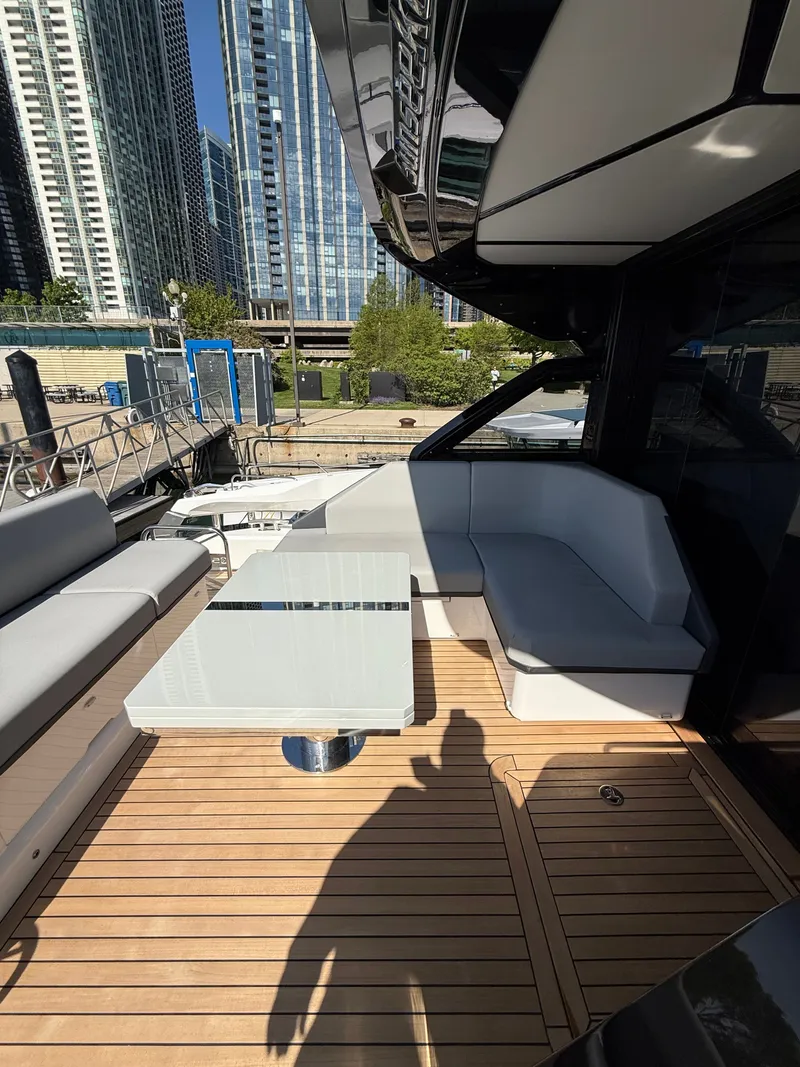 Slide: The Image of Sunseeker Predator 55 2025 - 31