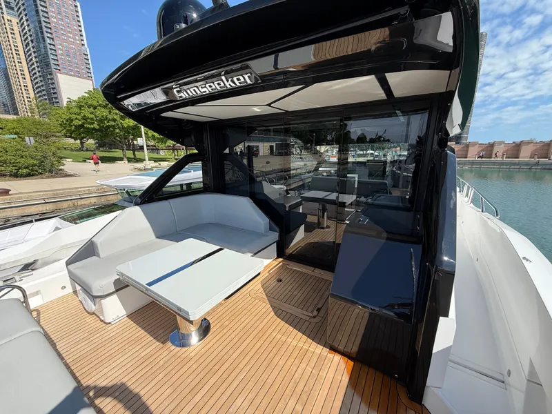 Slide: The Image of Sunseeker Predator 55 2025 - 33
