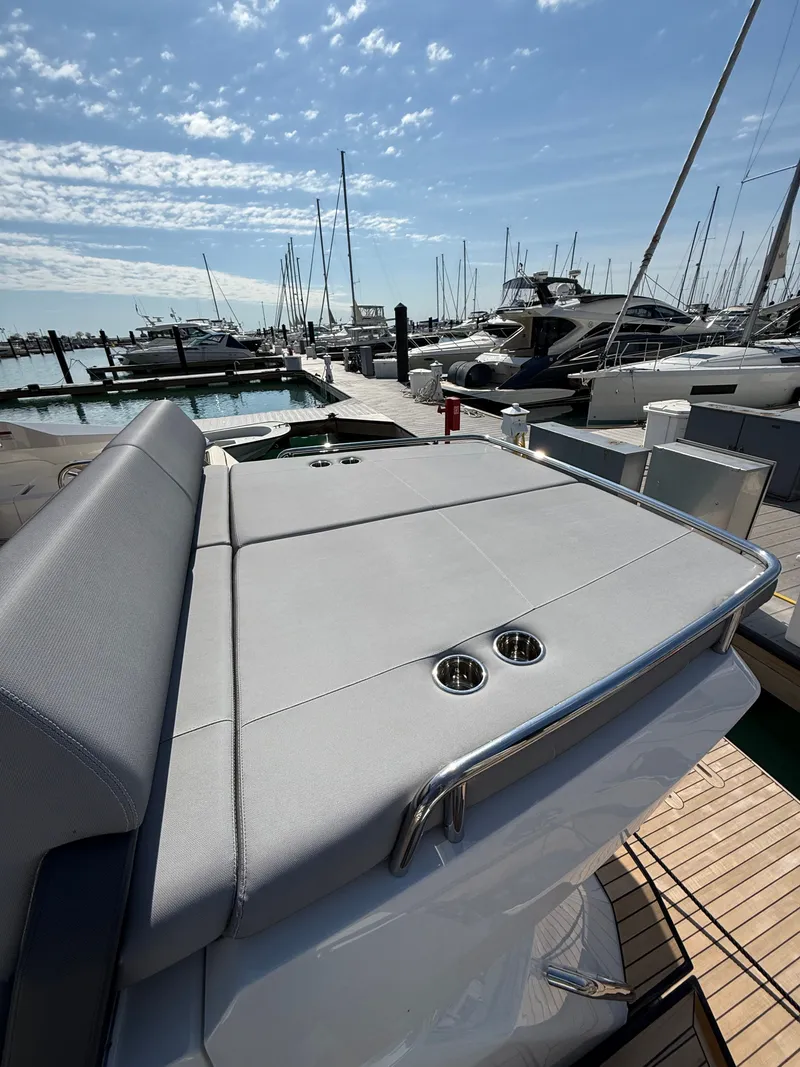 Slide: The Image of Sunseeker Predator 55 2025 - 7