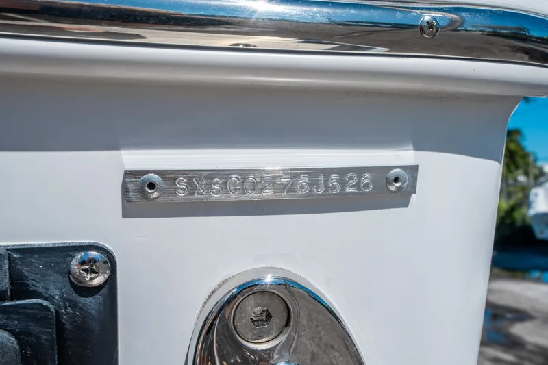 Slide: The Image of Sea Hunt Ultra 255 SE 2026 - 29