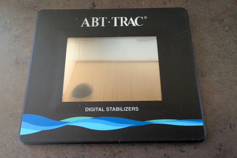 Slide: The Image of ABT-TRAC digital stabilizers display panel on American Tug 435, 2015 model. - 48