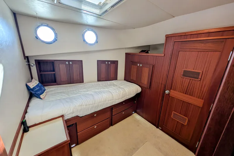 Slide: The Image of Guest SR - 63