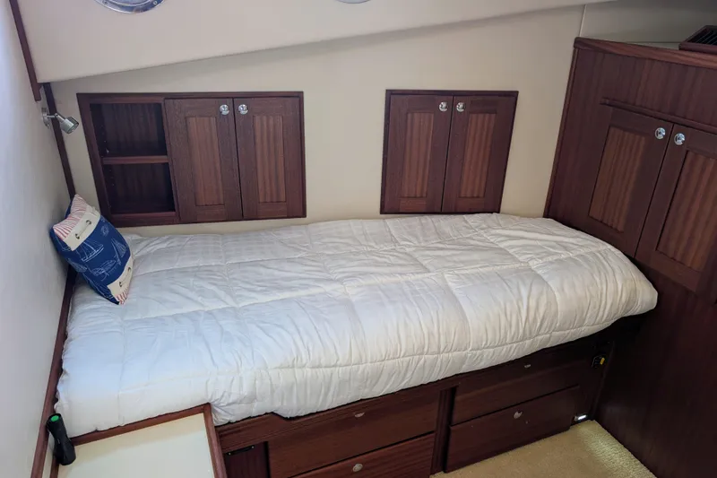 Slide: The Image of Guest SR - 64