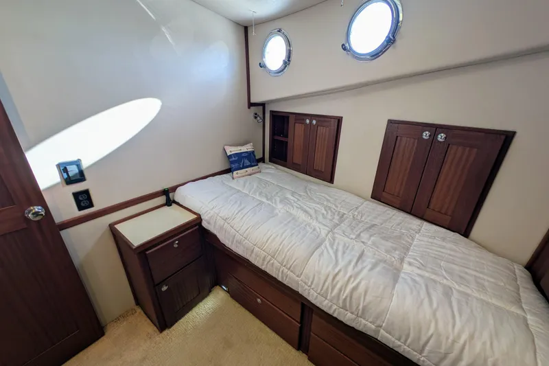 Slide: The Image of Guest SR - 65