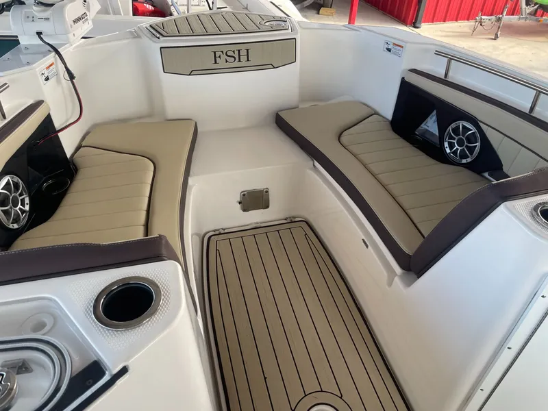 Slide: The Image of Yamaha 252 FSH Sport 2021 - 11