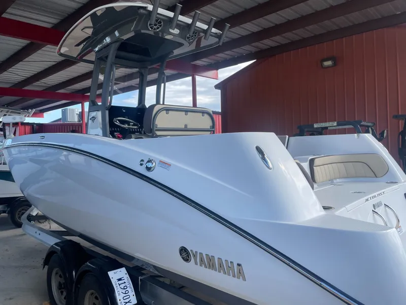 Slide: The Image of Yamaha 252 FSH Sport 2021 - 4