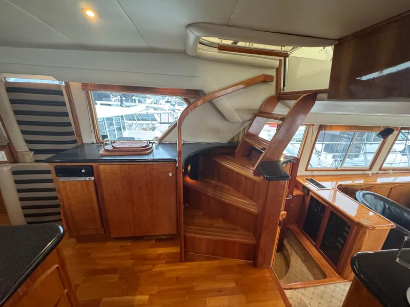 Slide: The Image of Navigator 61' Classic Pilothouse 2004 - 14