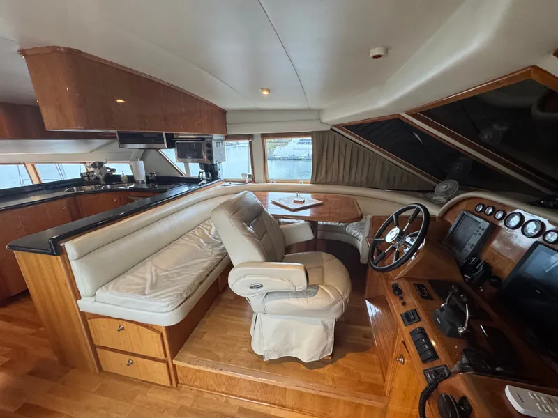 Slide: The Image of Navigator 61' Classic Pilothouse 2004 - 22