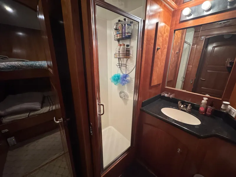 Slide: The Image of Navigator 61' Classic Pilothouse 2004 - 28