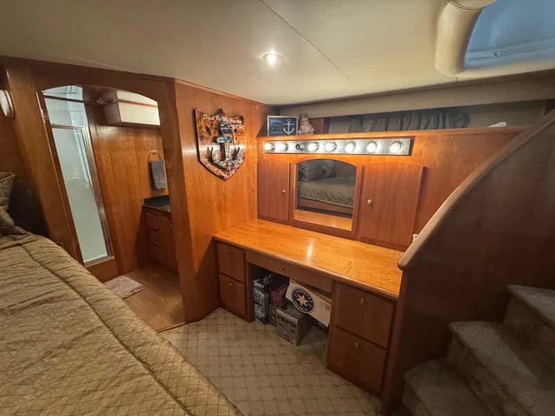 Slide: The Image of Navigator 61' Classic Pilothouse 2004 - 34