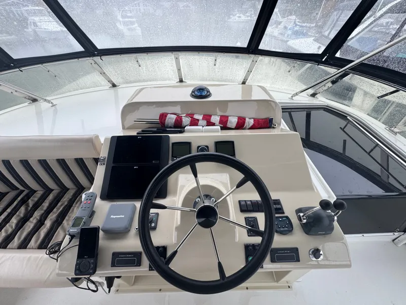 Slide: The Image of Navigator 61' Classic Pilothouse 2004 - 41