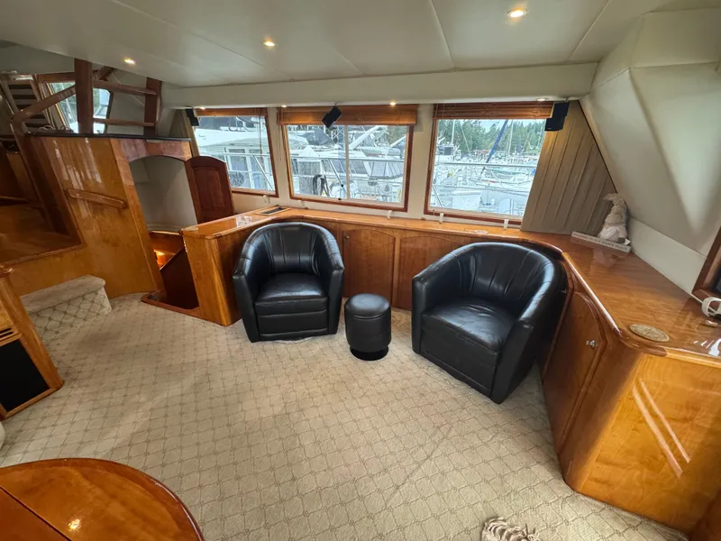 Slide: The Image of Navigator 61' Classic Pilothouse 2004 - 5