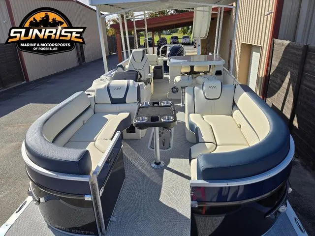 Slide: The Image of Avalon 25' CATALINA ENTERTAINER FUNSHIP 2026 - 4