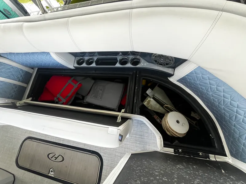 Slide: The Image of Harris 250 GM 2023 - 32