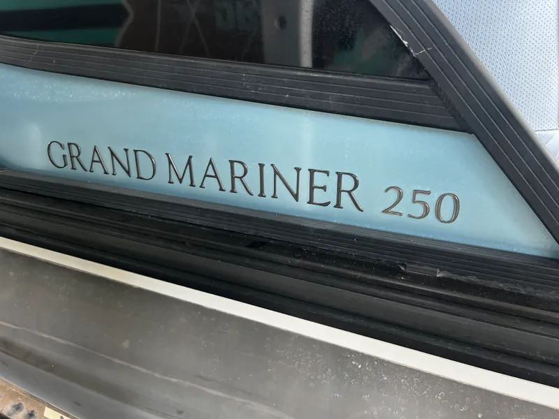 Slide: The Image of Harris 250 GM 2023 - 9