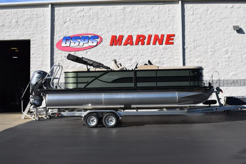 Slide: The Image of 2026 Bentley Pontoons Legacy 223 Navigator at GSPS Marine dealership. - 9