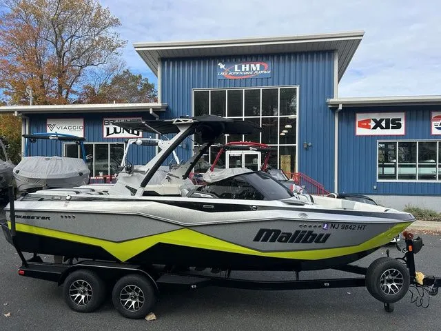 Slide: The Image of Malibu Wakesetter 22 LSV 2024 - 3