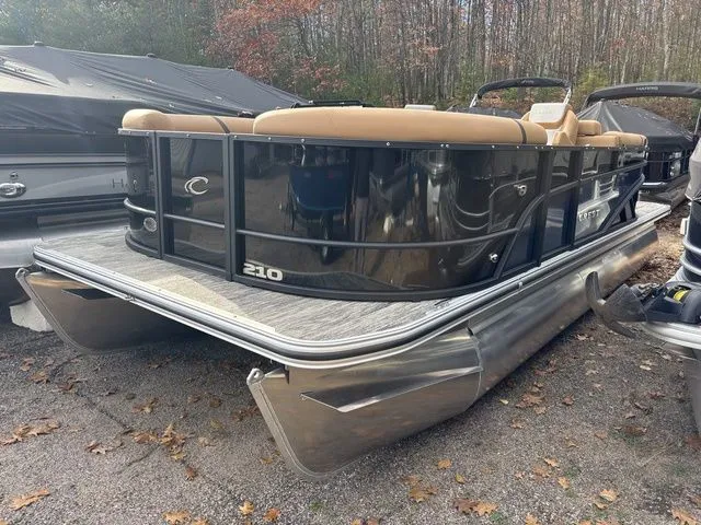 Slide: The Image of Crest Conquest 210 SLC 2026 - 2