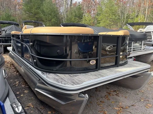 Slide: The Image of Crest Conquest 210 SLC 2026 - 3