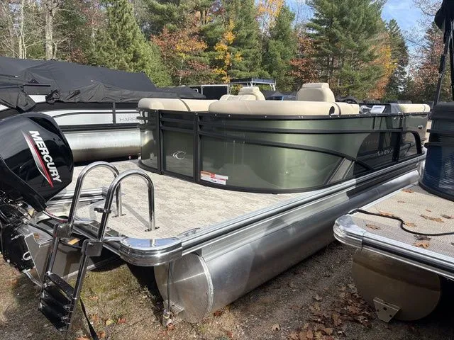 Slide: The Image of Crest Conquest 210 SLC 2026 - 5