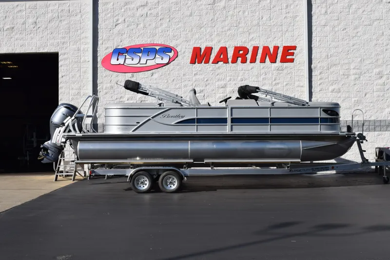 The Image of 2026 Bentley Pontoons Legacy 243 Navigator at GSPS Marine dealership. - 1