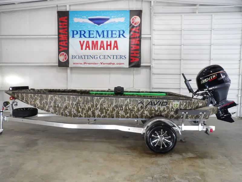 The Image of Avid 18 Commander 2026 - 1