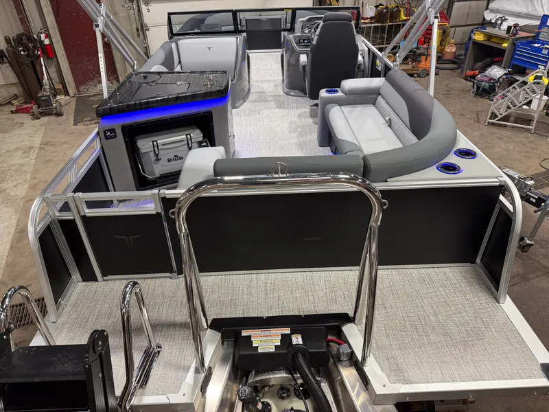 Slide: The Image of Tahoe LTZ 2385 Elite Windshield Tritoon & Honda 4-Stroke EFI 2026 - 6