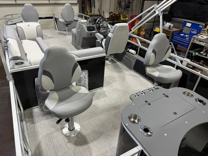 Slide: The Image of Tahoe Sport 2185 Quad Fish & Honda 4-Stroke EFI 2026 - 22