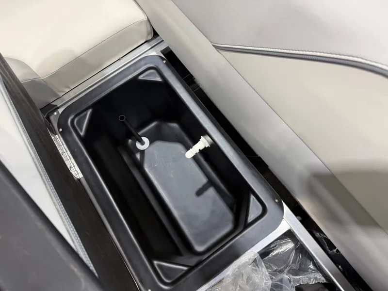 Slide: The Image of Tahoe Sport 2185 Quad Fish & Honda 4-Stroke EFI 2026 - 26