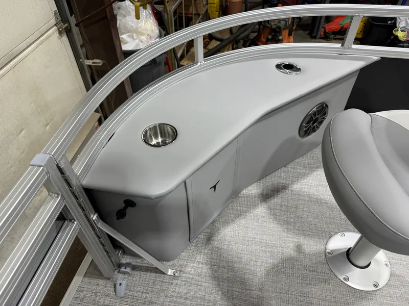 Slide: The Image of Tahoe Sport 2185 Quad Fish & Honda 4-Stroke EFI 2026 - 30