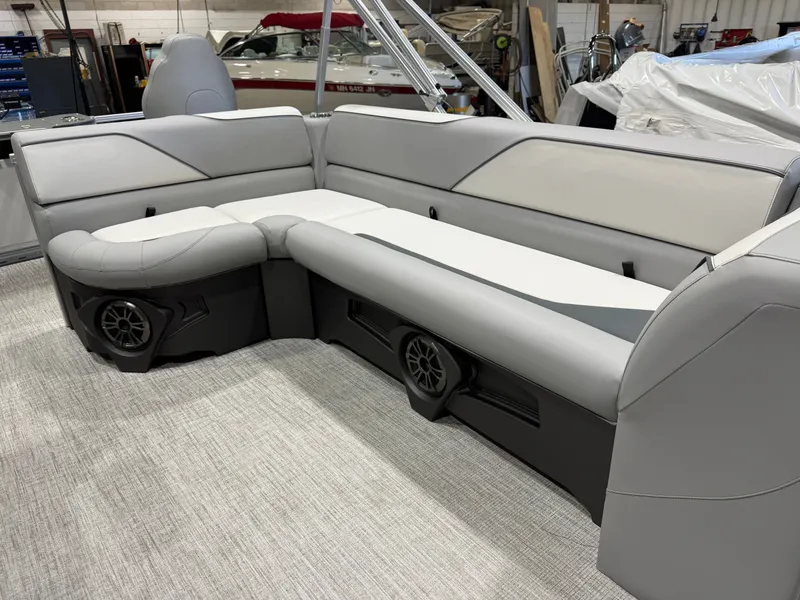 Slide: The Image of Tahoe Sport 2185 Quad Fish & Honda 4-Stroke EFI 2026 - 33