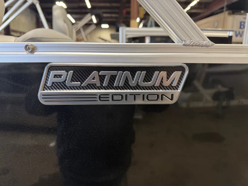 Slide: The Image of Tahoe Sport 2185 Quad Fish & Honda 4-Stroke EFI 2026 - 40