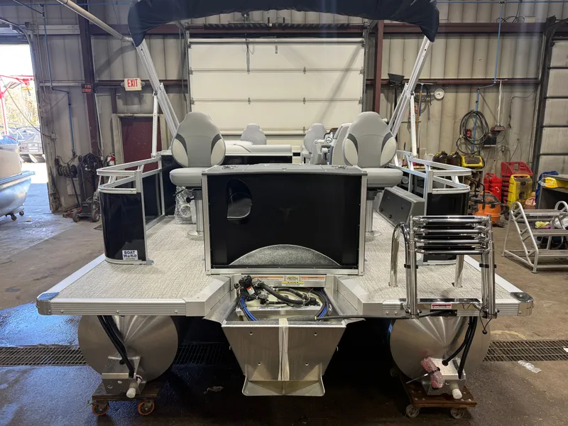 Slide: The Image of Tahoe Sport 2185 Quad Fish & Honda 4-Stroke EFI 2026 - 44