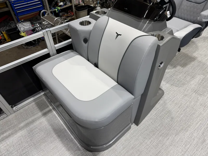 Slide: The Image of Tahoe Sport 2185 Quad Fish & Honda 4-Stroke EFI 2026 - 9