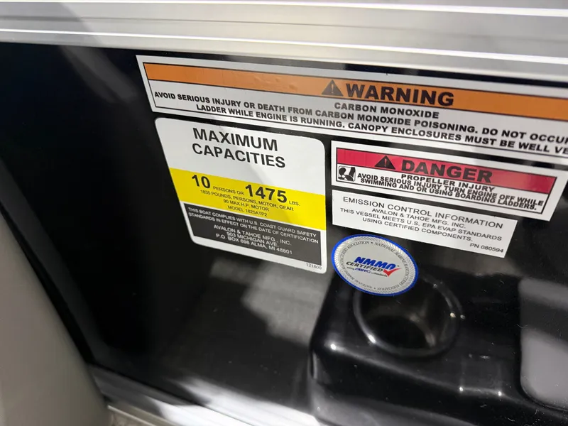 Slide: The Image of Tahoe Sport 1980 Cruise & Honda 4-Stroke EFI 2026 - 14