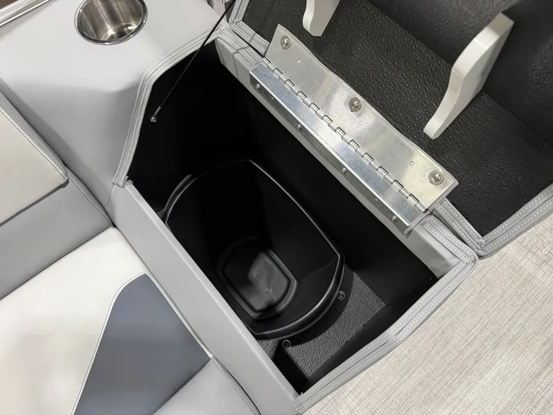 Slide: The Image of Tahoe Sport 1980 Cruise & Honda 4-Stroke EFI 2026 - 20