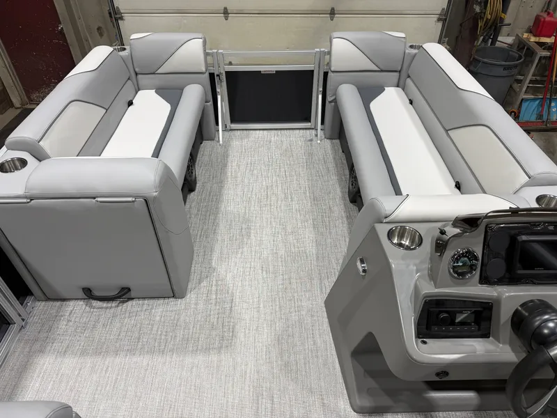 Slide: The Image of Tahoe Sport 1980 Cruise & Honda 4-Stroke EFI 2026 - 23