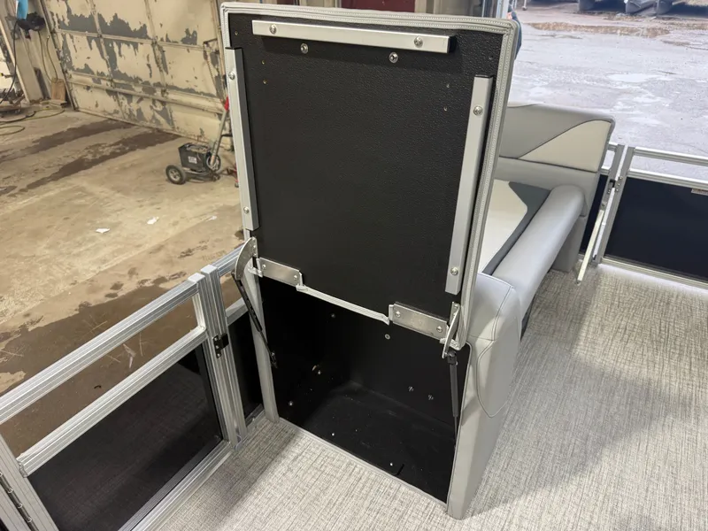 Slide: The Image of Tahoe Sport 1980 Cruise & Honda 4-Stroke EFI 2026 - 28