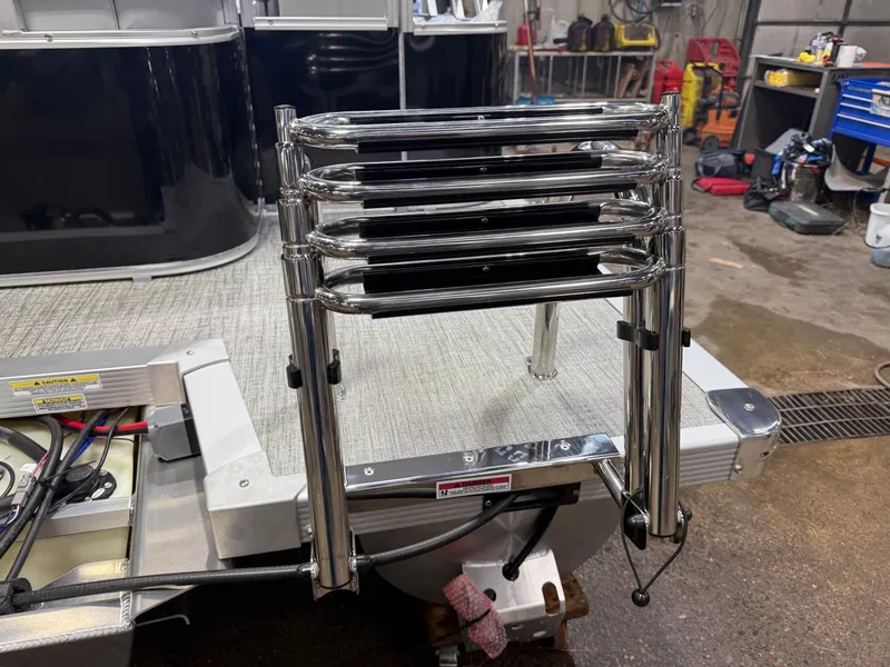 Slide: The Image of Tahoe Sport 1980 Cruise & Honda 4-Stroke EFI 2026 - 38