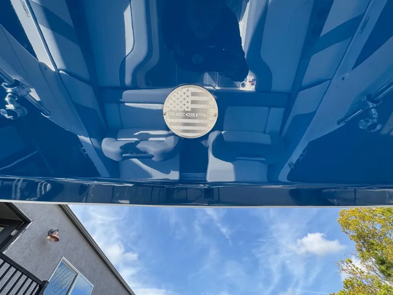 Slide: The Image of Regal LS9 Surf 2025 - 118