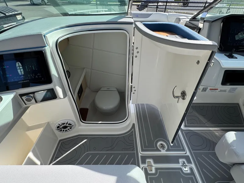 Slide: The Image of Regal LS9 Surf 2025 - 72