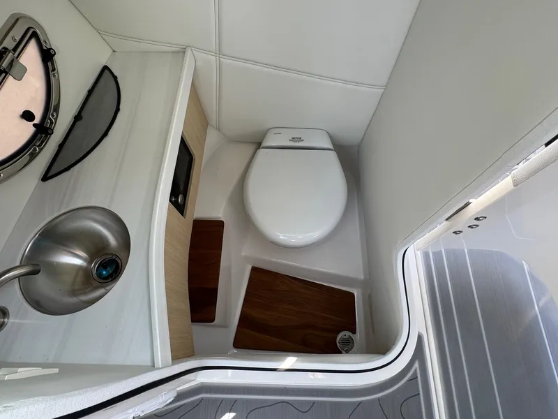 Slide: The Image of Regal LS9 Surf 2025 - 74