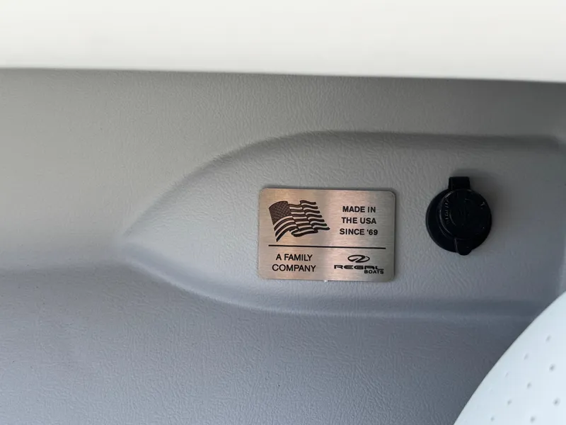 Slide: The Image of Regal LS9 Surf 2025 - 98